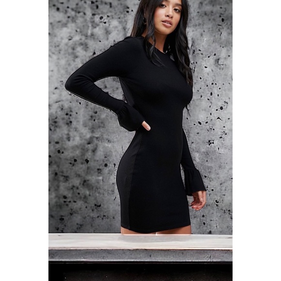 ASOS Dresses & Skirts - ❤️ ASOS Black Stretch Long-Sleeved Mini Dress